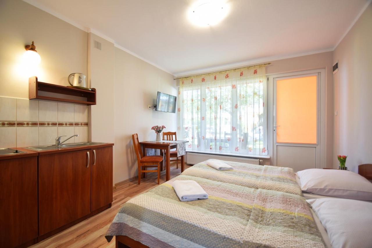 Dom Wczasowy Radosc Rewal Bagian luar foto