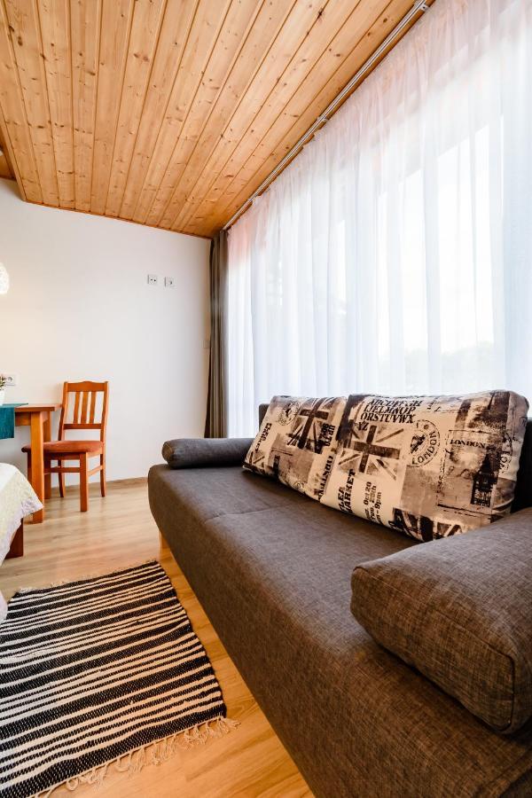 Dom Wczasowy Radosc Rewal Bagian luar foto