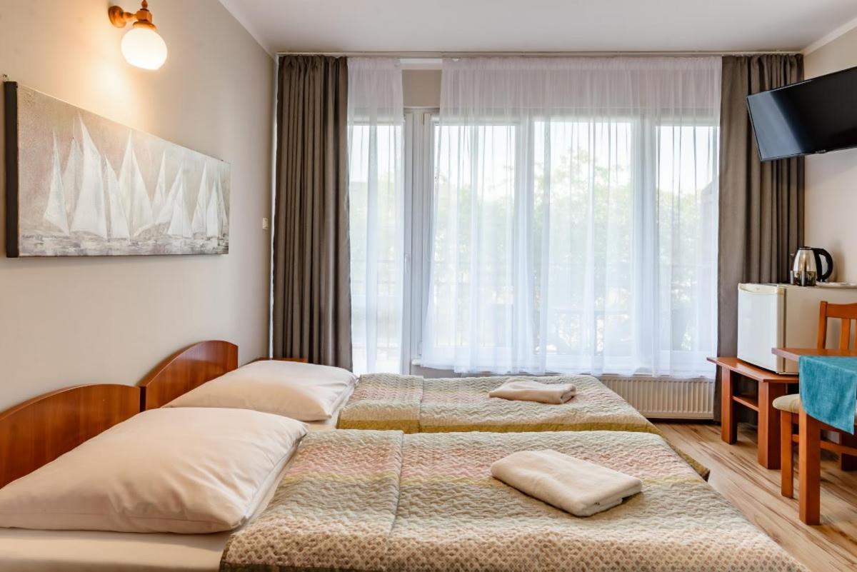 Dom Wczasowy Radosc Rewal Bagian luar foto