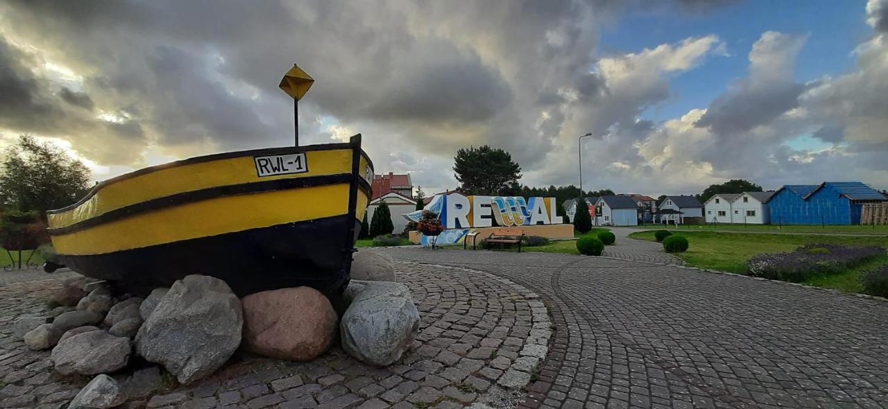 Dom Wczasowy Radosc Rewal Bagian luar foto