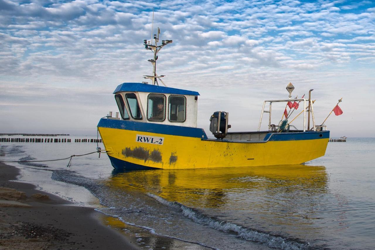 Dom Wczasowy Radosc Rewal Bagian luar foto