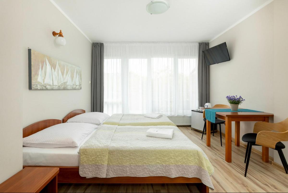 Dom Wczasowy Radosc Rewal Bagian luar foto